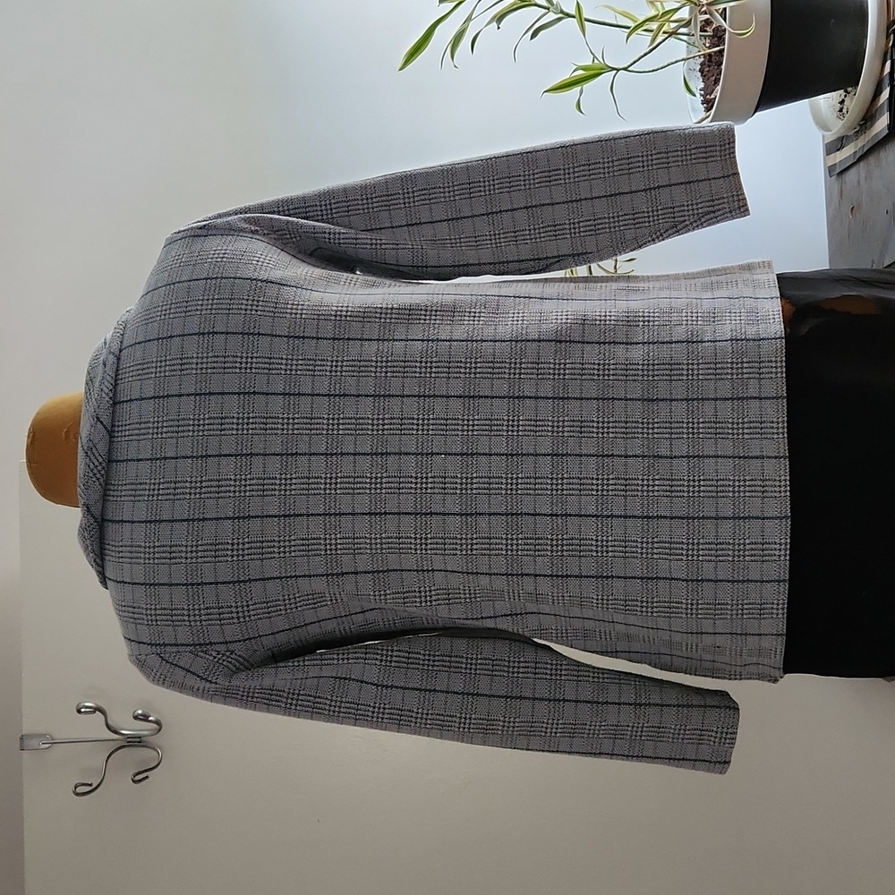 Talbots blouse - Picture 2 of 8